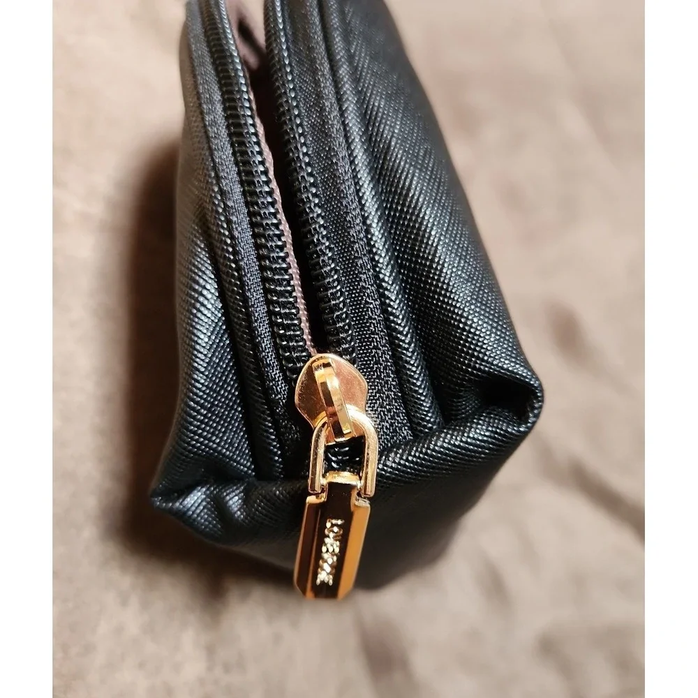 Lovevook Black Cosmetic Bag